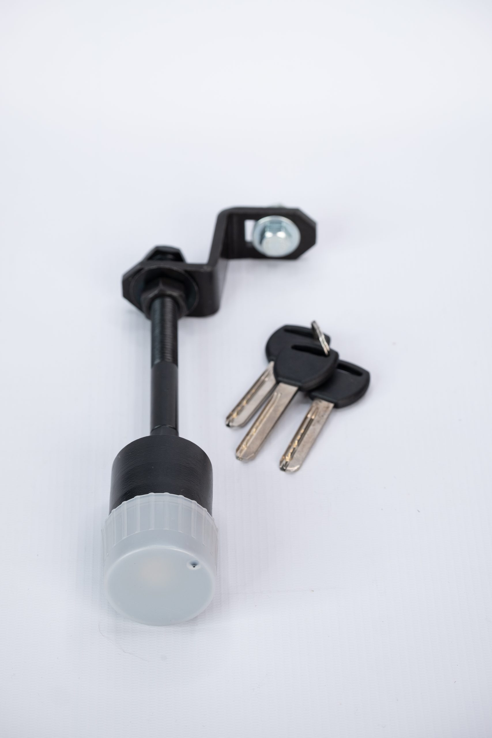V3-SWLI_ISUZU SPARE WHEEL LOCK